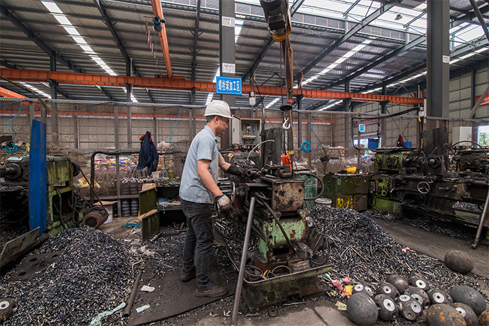 西城网架配件-螺栓球加工车间